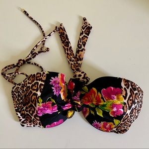 Victoria’s Secret Bikini Top